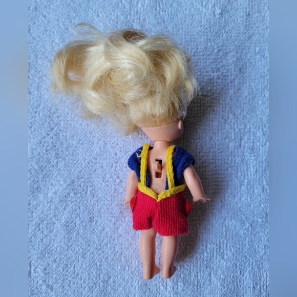 Barbie's Little  Sister Kelly - Picture 6 of 11